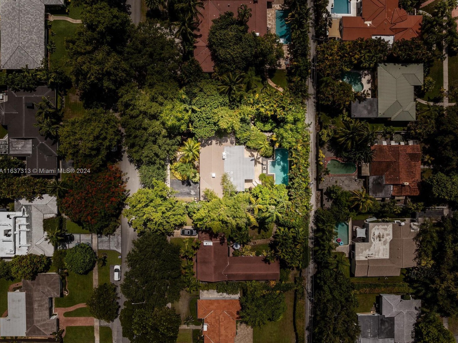 70 94th St, Miami FL  33138-2820 exterior