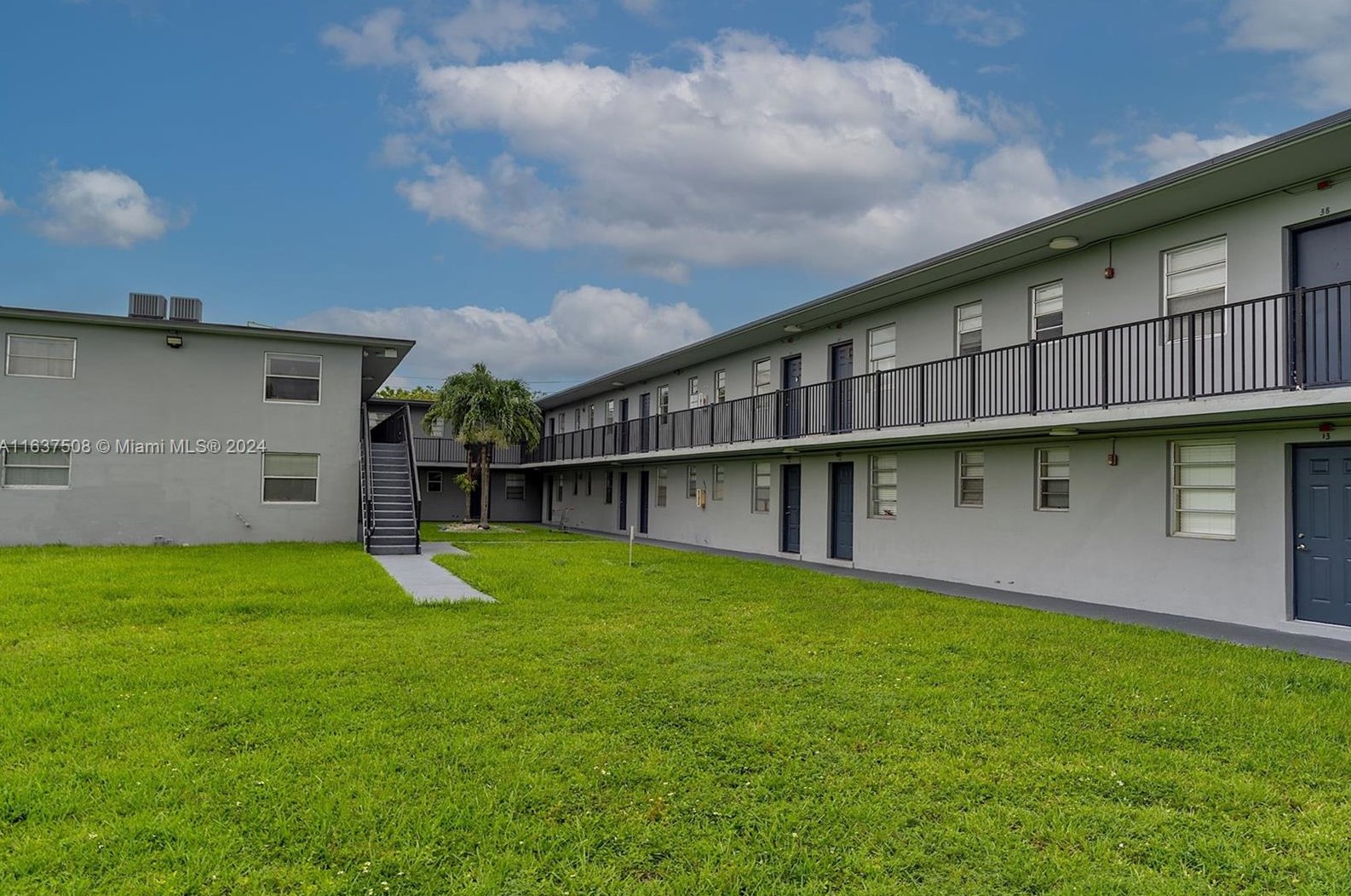 4300 Sw 67th Ave #35, Miami, FL 33155