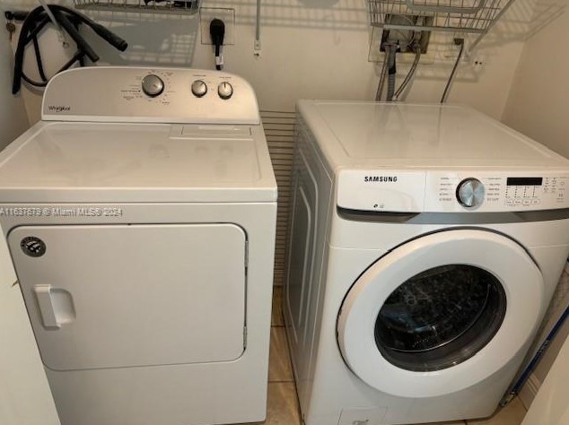 1250 Miami Ave, Miami FL 33130-4113 exterior