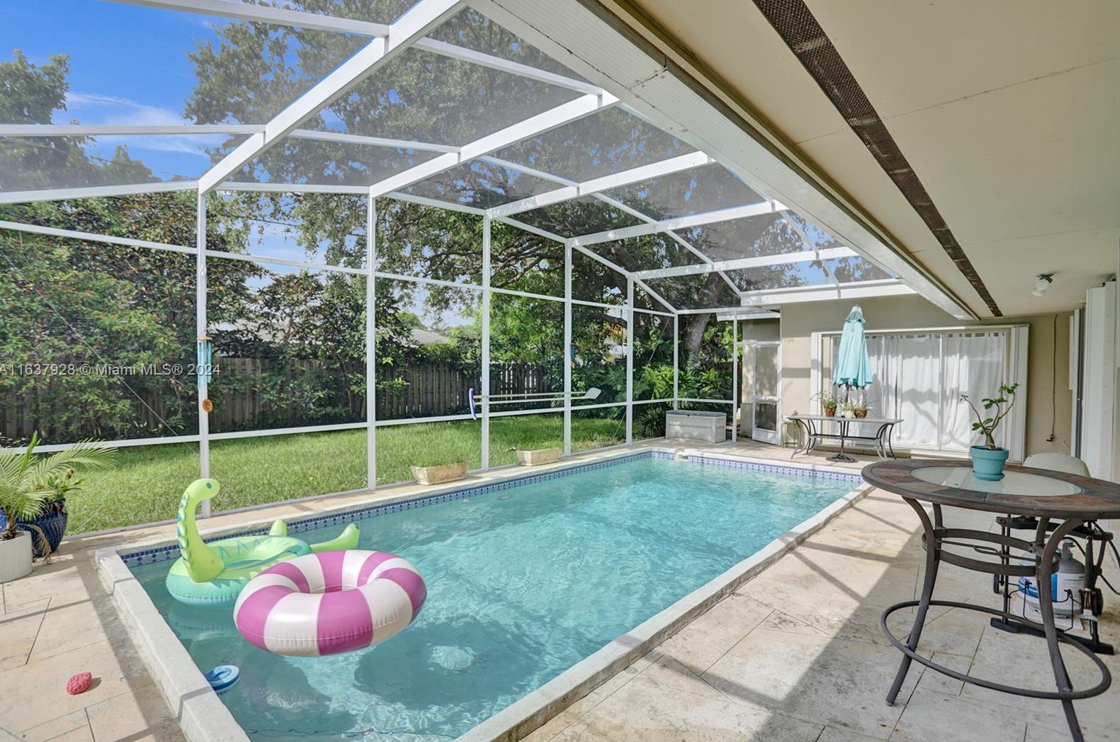 8800 190 St, Miami FL 33157-7929 exterior