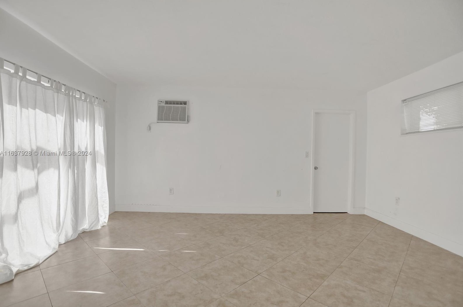 8800 190 St, Miami FL 33157-7929 exterior