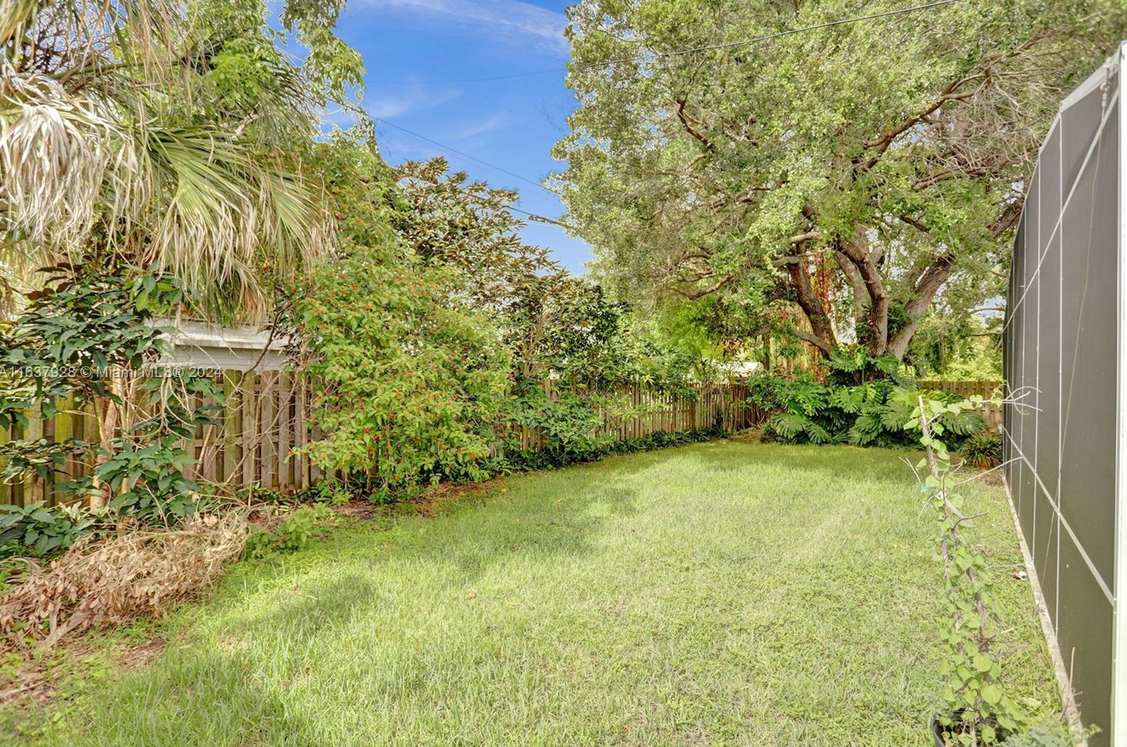 8800 190 St, Miami FL 33157-7929 exterior