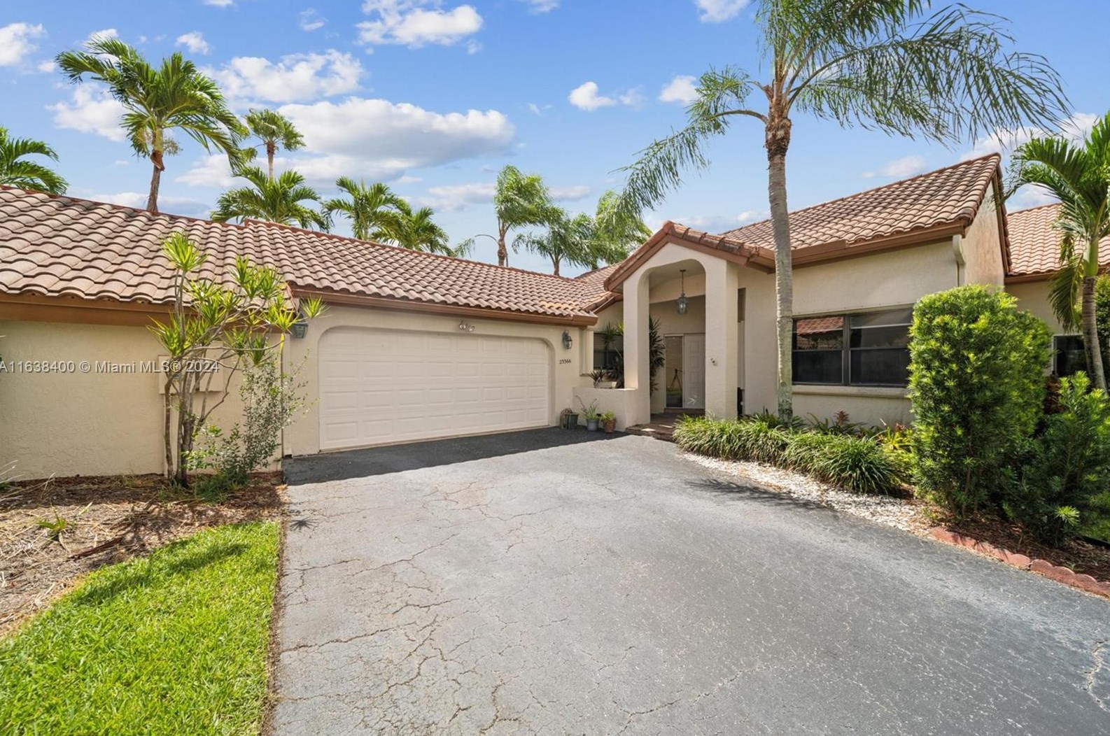 23366 Water Cir, Boca Raton, FL 33486