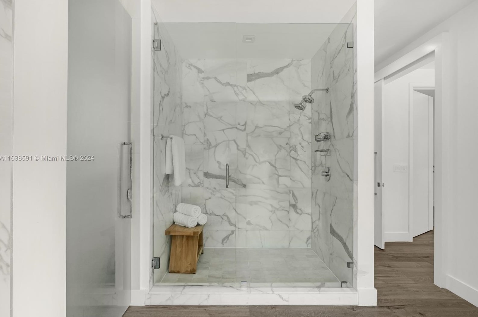 4489 Michigan Ave, Miami Beach FL  33139-6013 exterior