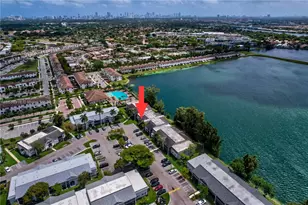 468 NE 206th Ln, Miami, FL 33179 - Photo 2