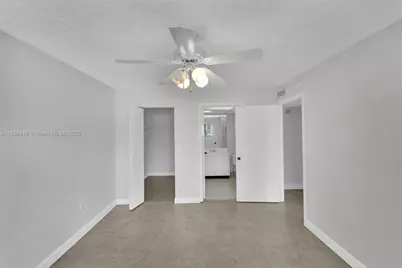 468 NE 206th Ln #105, Miami, FL 33179 - Photo 34