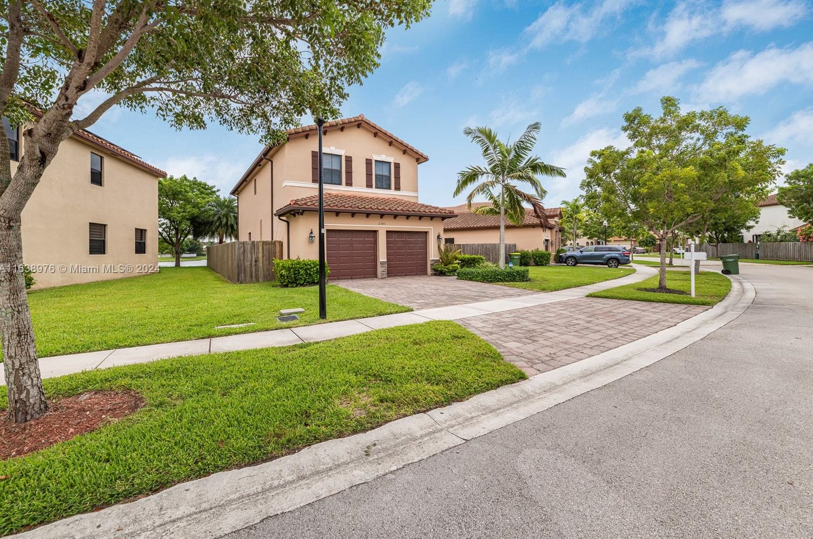 2383 2nd Dr, Homestead, FL 33033-6217