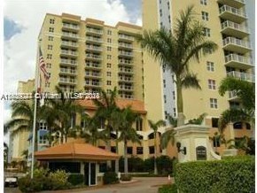 5085 Nw 7th St #915, Miami, FL 33126