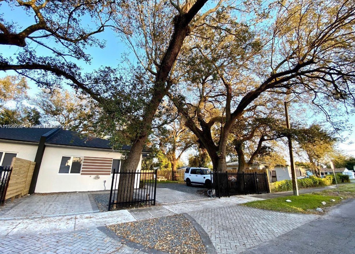 9995 Nw 23rd Ave #9995, Miami, FL 33147