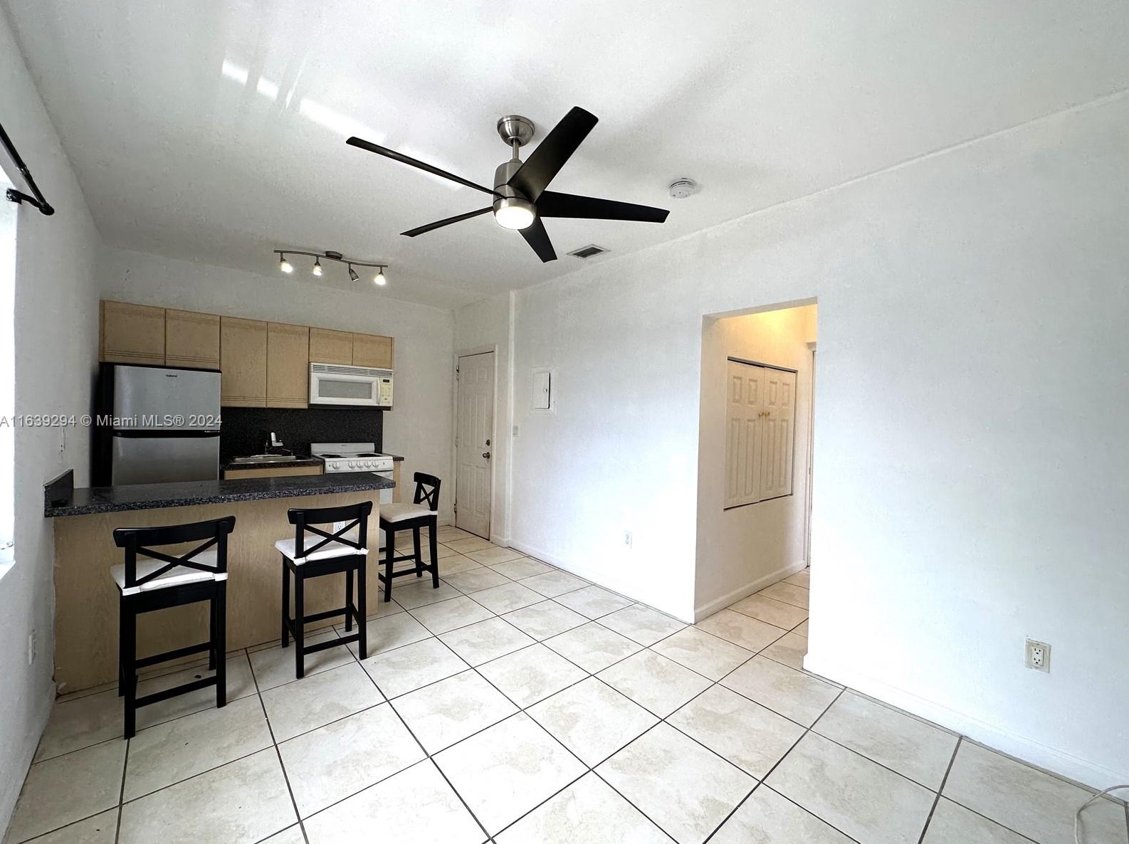 601 Michigan Ave Apt 6, Miami, FL 33139