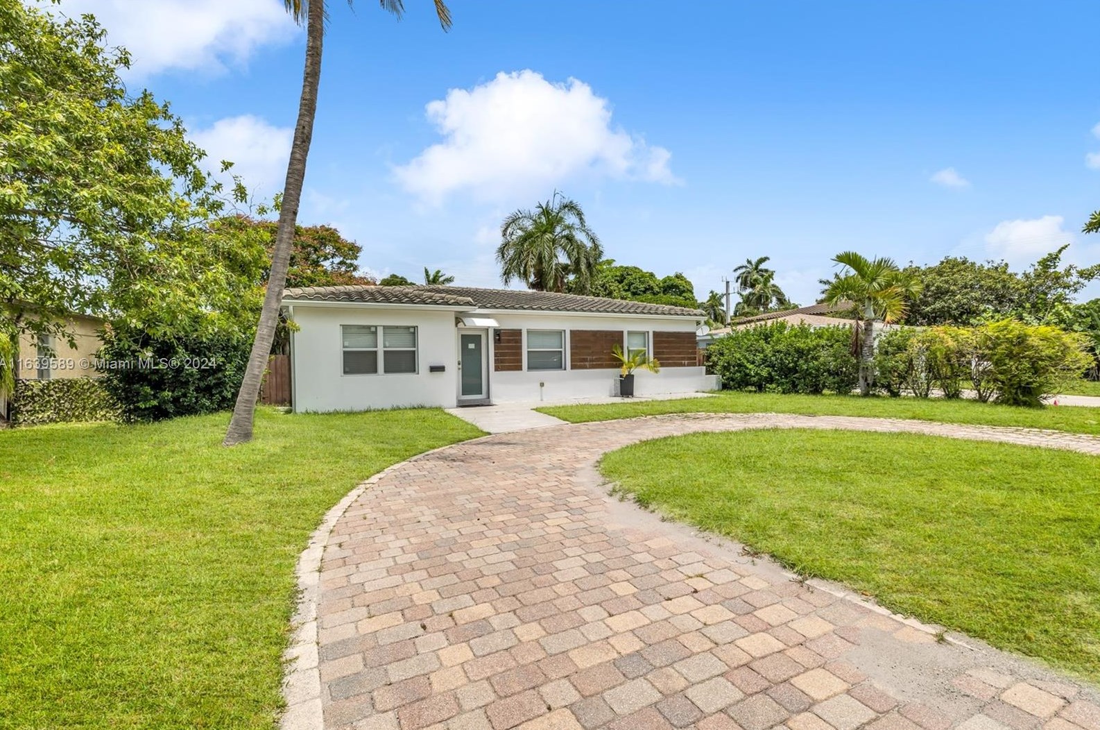 1413 Funston St, Hollywood, FL 33020