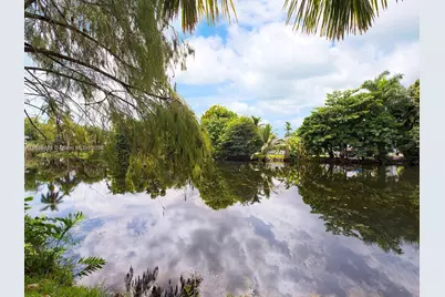 [Address not provided], Biscayne Park, FL 33161 - Photo 4
