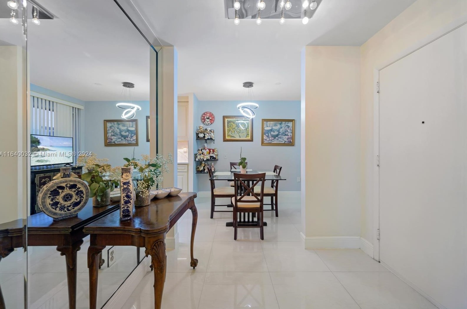 2720 183rd St, Miami, FL 33056-3530