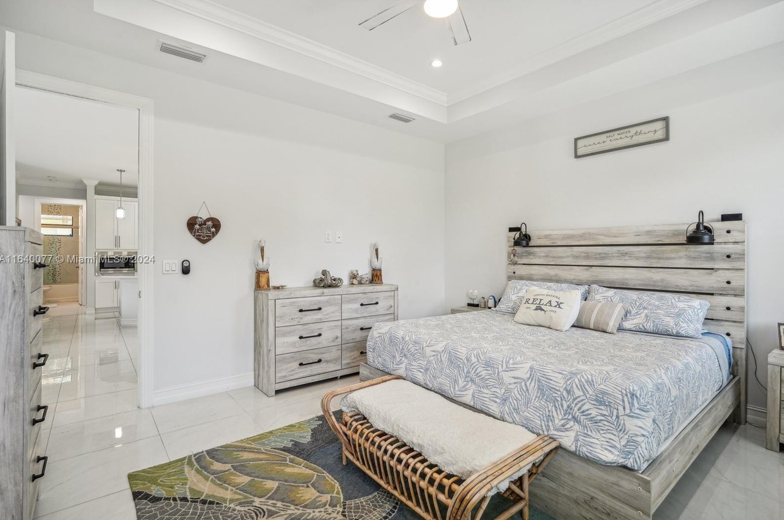 2829 18 Ave, Naples FL 34120-4524 exterior