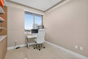 16385 Biscayne Blvd, North Miami Beach, FL 33160 - Photo 22