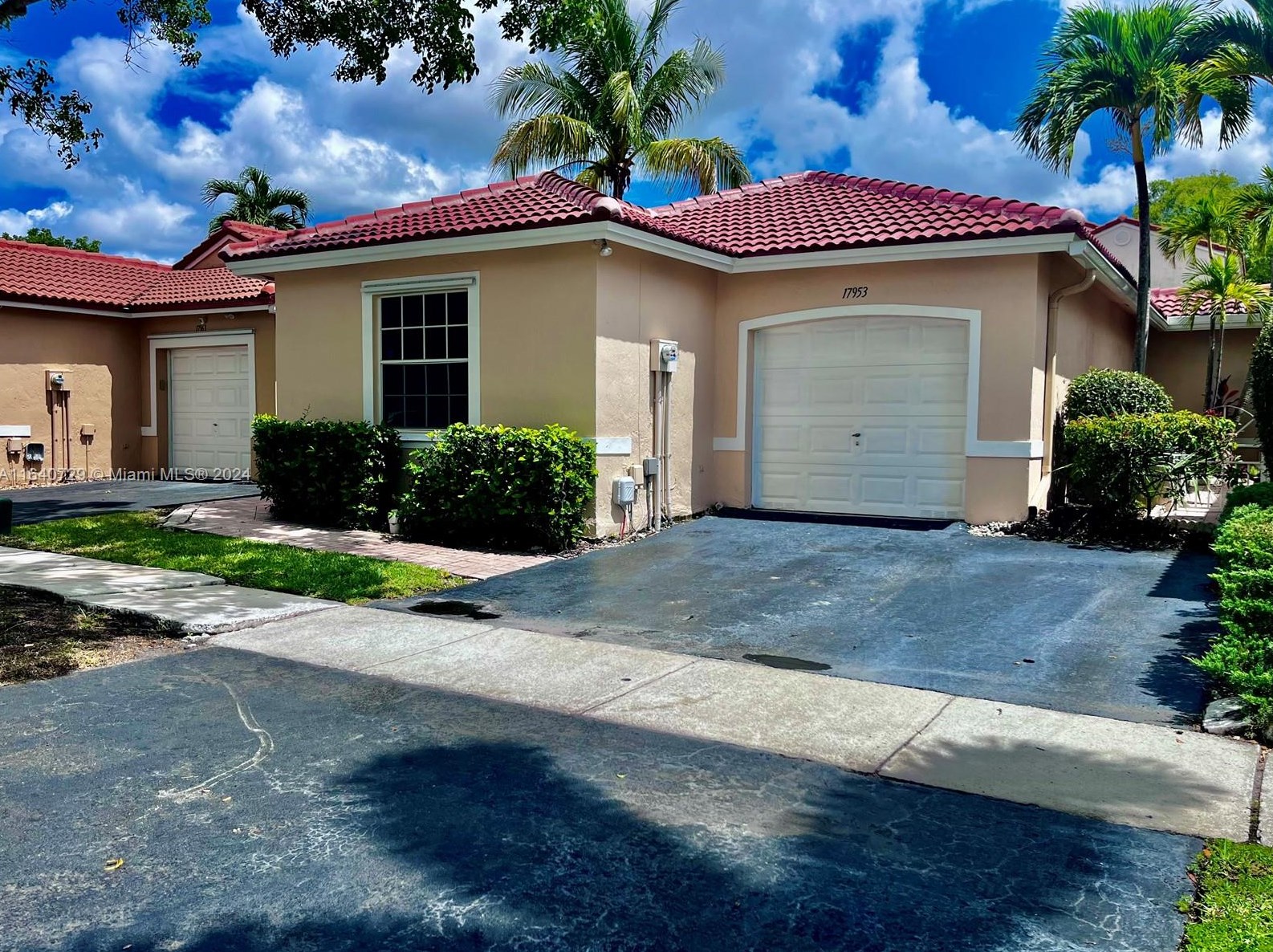 17953 Sw 11th St #17953, Hollywood, FL 33029