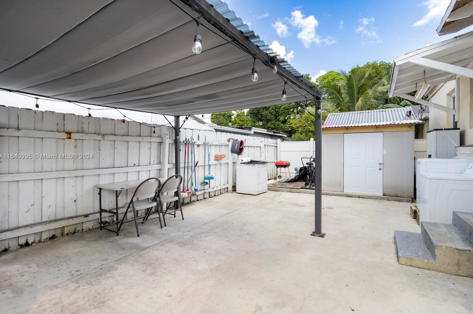 471 32 Ct, Miami FL 33125-4119 exterior