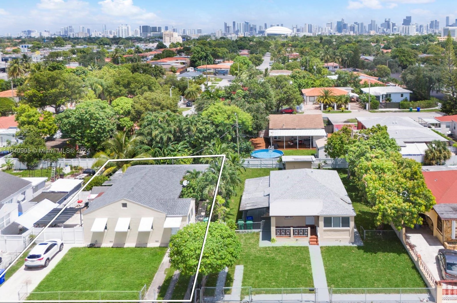 471 32 Ct, Miami FL 33125-4119 exterior