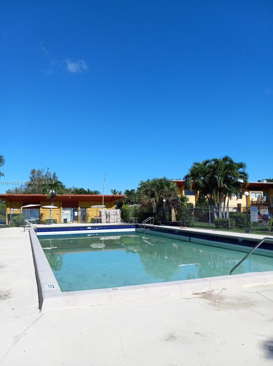 13761 84th St, Miami FL  33183-4200 exterior