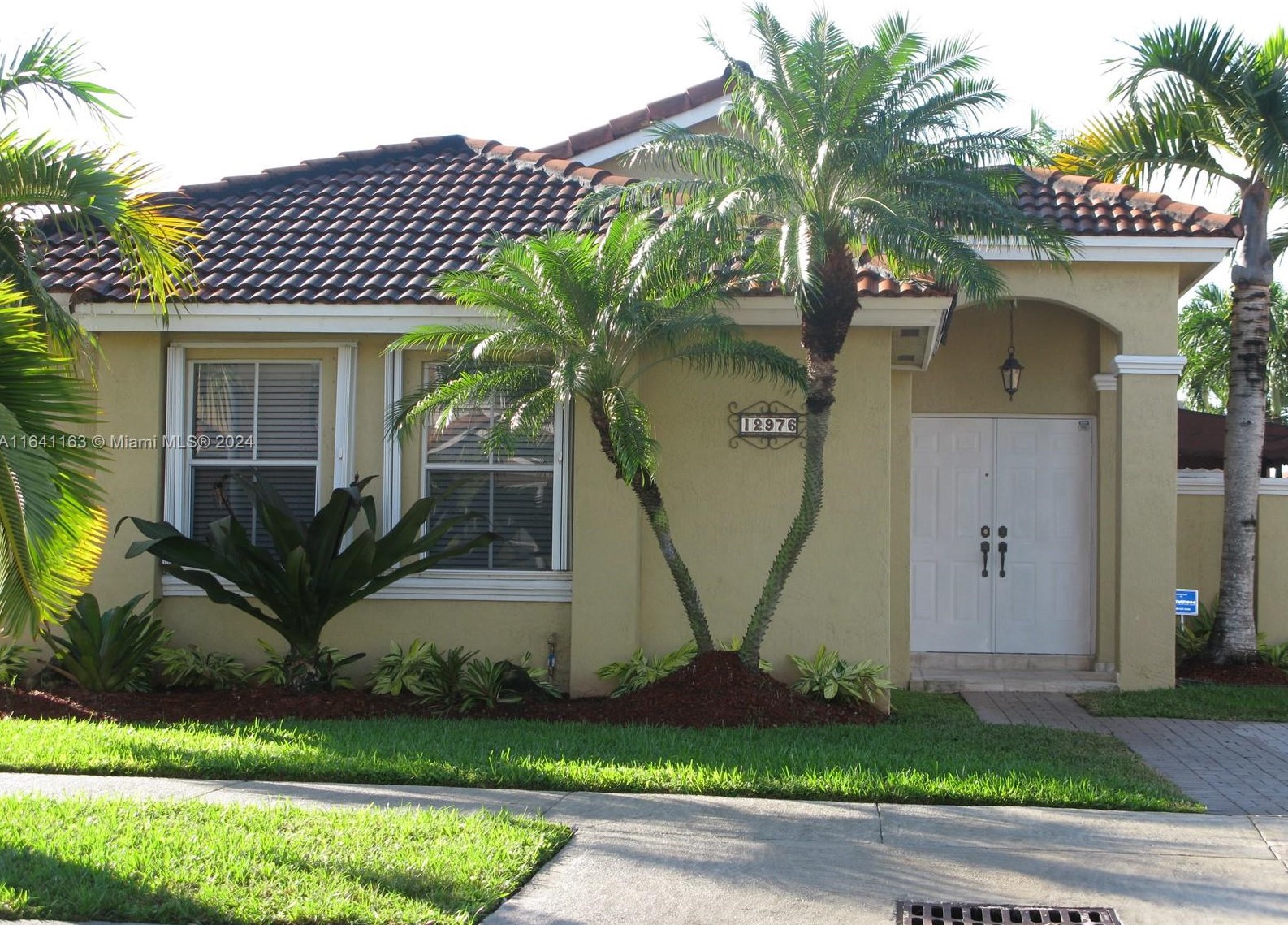 12976 Nw 9th St, Miami, FL 33182