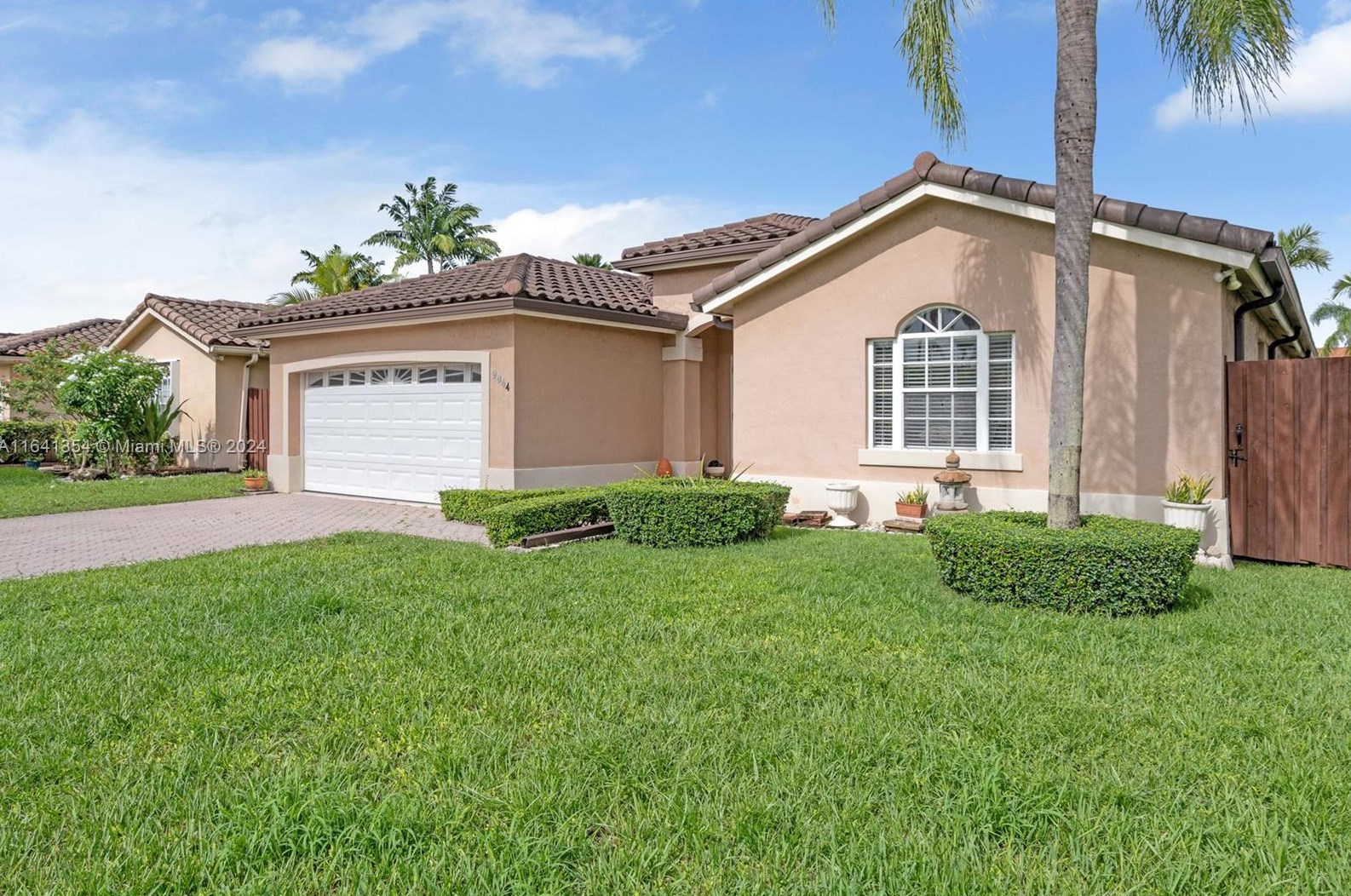 9044 Sw 113th Ave, Miami, FL 33176