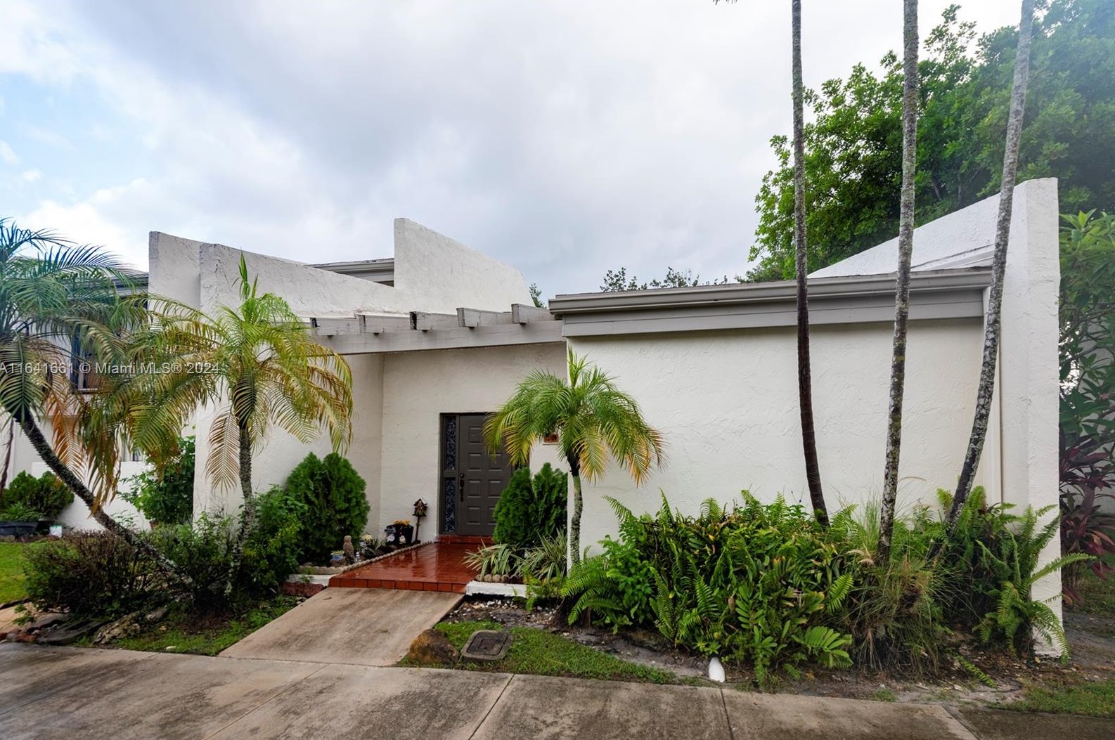 1201 Nw 98th Terrace #141, Hollywood, FL 33024