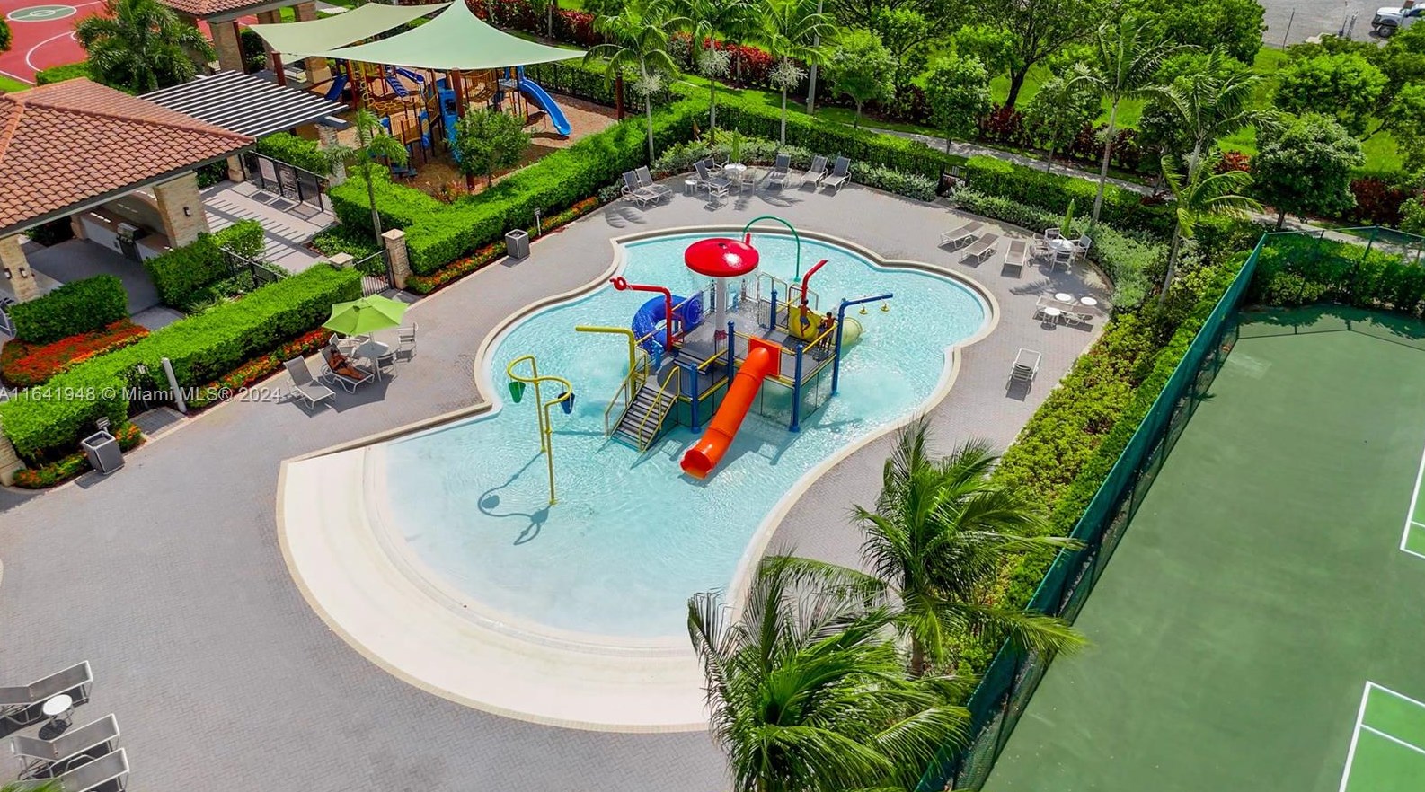 7915 104th Ave, Miami FL  33178-1329 exterior