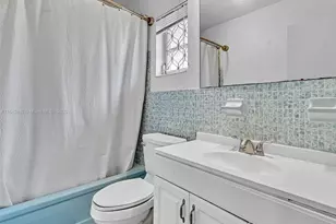 1020 NW 48th Pl, Deerfield Beach, FL 33064 - Photo 40