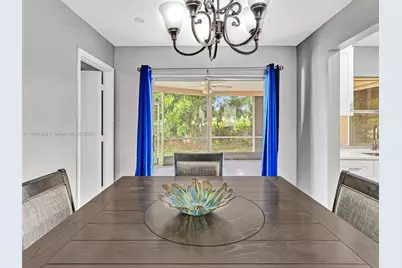 1020 NW 48th Pl, Deerfield Beach, FL 33064 - Photo 12