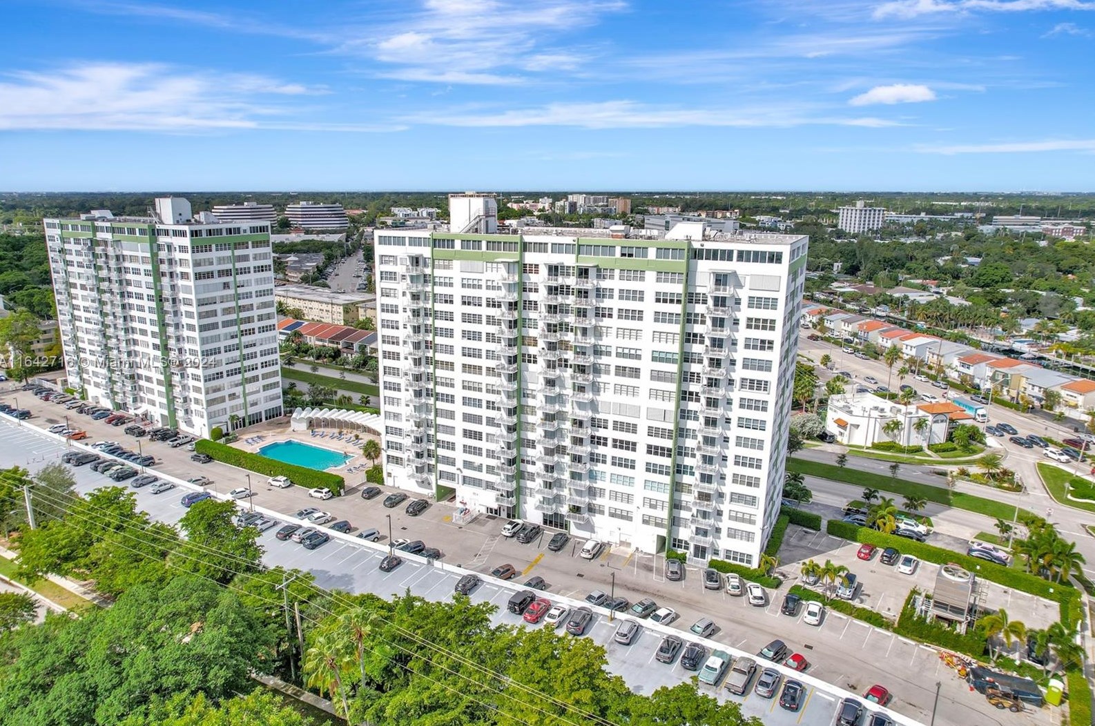 2100 Sans Souci Blvd #c402, Miami, FL 33181