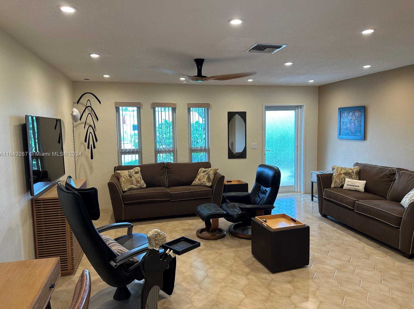 407 Se 4th Terrace, Dania Beach, FL 33004
