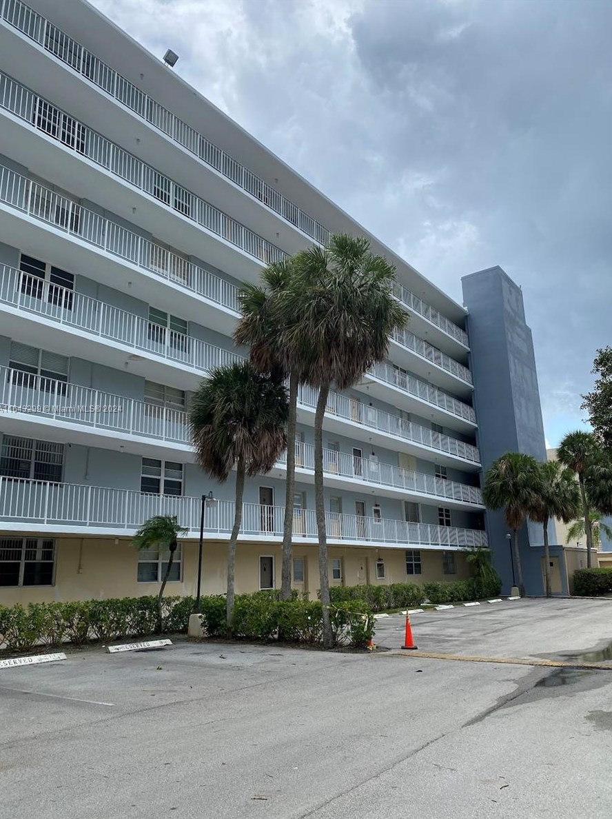 5700 Nw 2nd Ave #604, Boca Raton, FL 33487