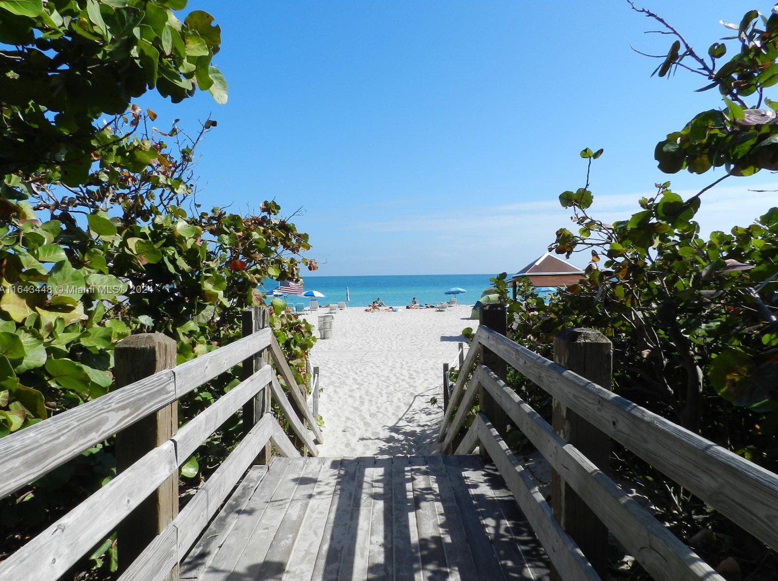 4301 Collins Ave #804, Miami Beach, FL 33140