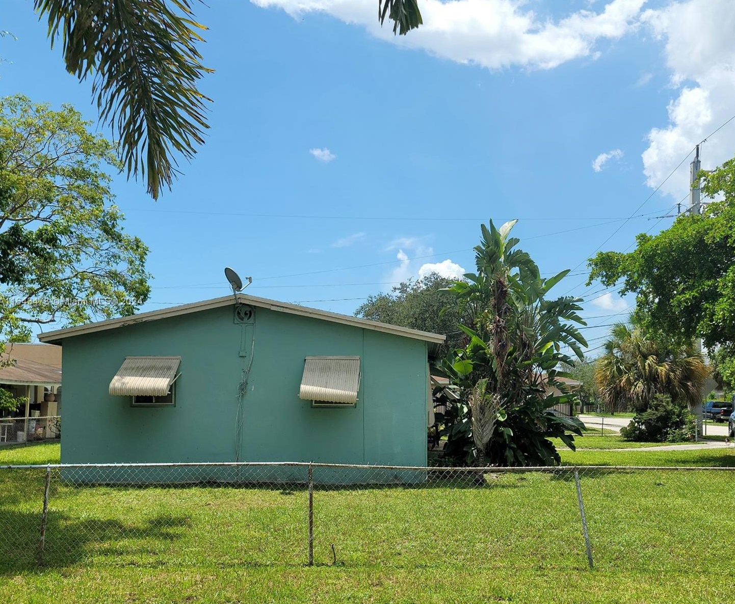 2935 N 23rd Ave, Hollywood, FL 33020