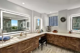 21200 Point Pl, Aventura, FL 33180 - Photo 40