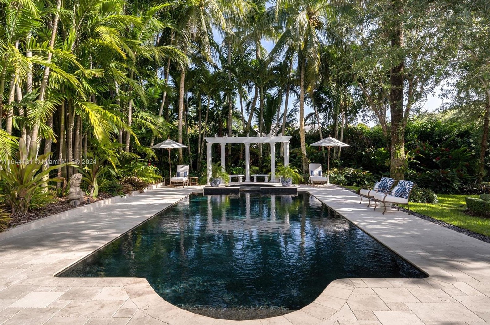 7360 164 St, Miami FL 33157-3879 exterior