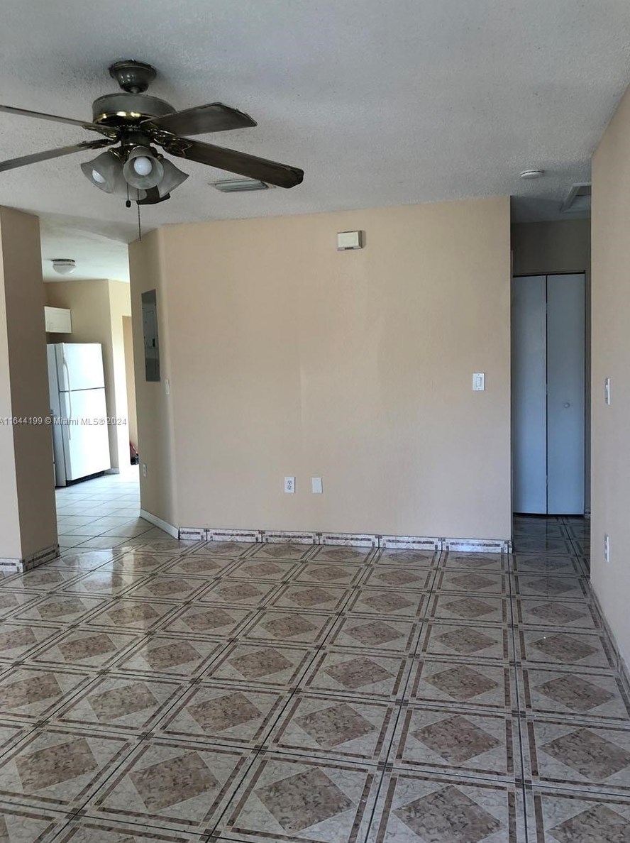 2732 Nw 202nd Ln #2732, Miami, FL 33056