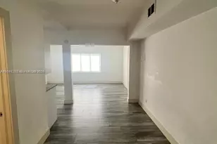 2500 NE 192 St, Miami, FL 33180 - Photo 16