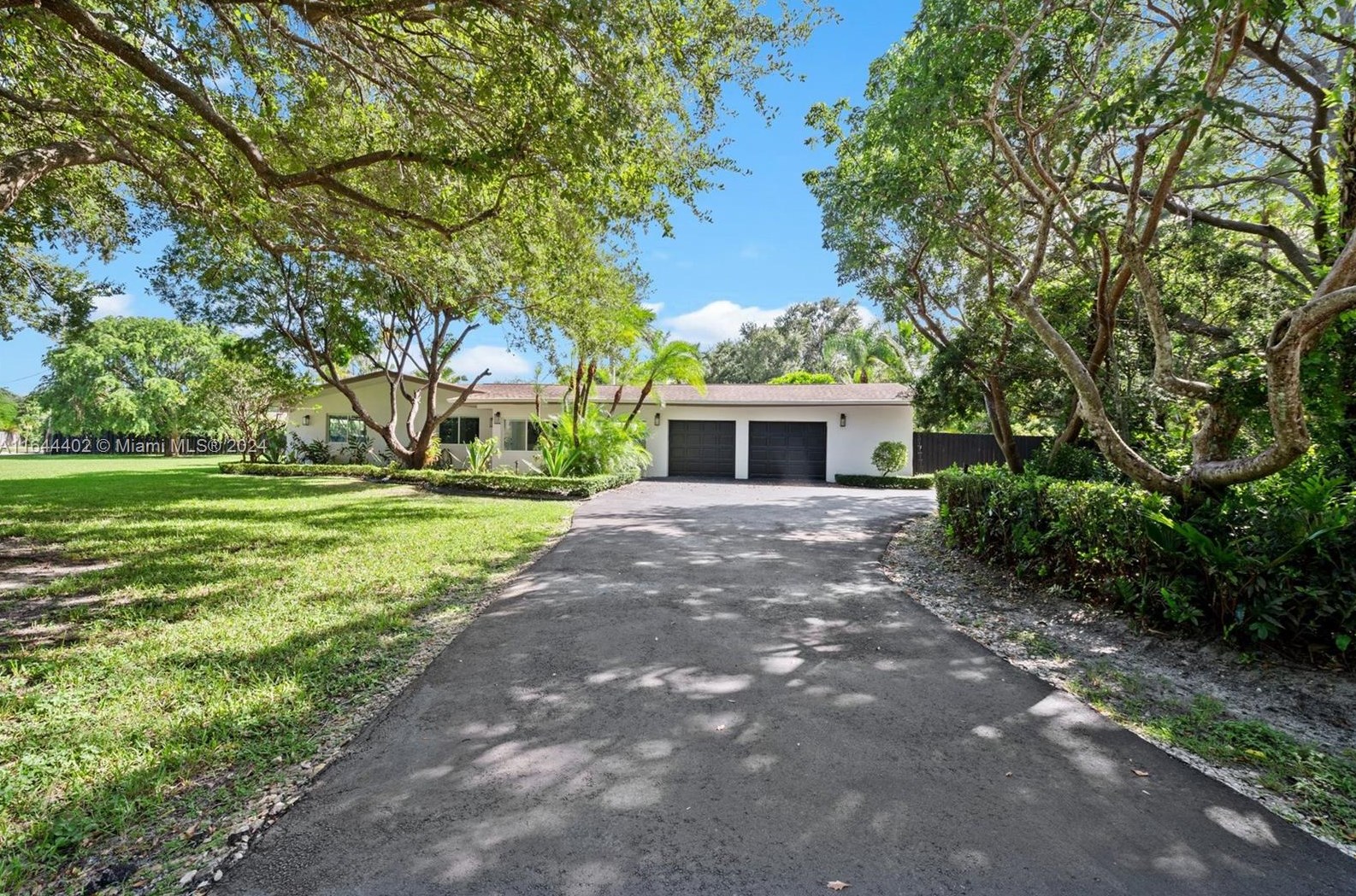 8900 115th Ter, Miami, FL 33176-4334