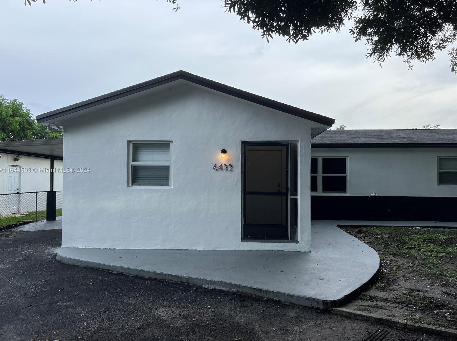 6432 Dewey St #a, Hollywood, FL 33023