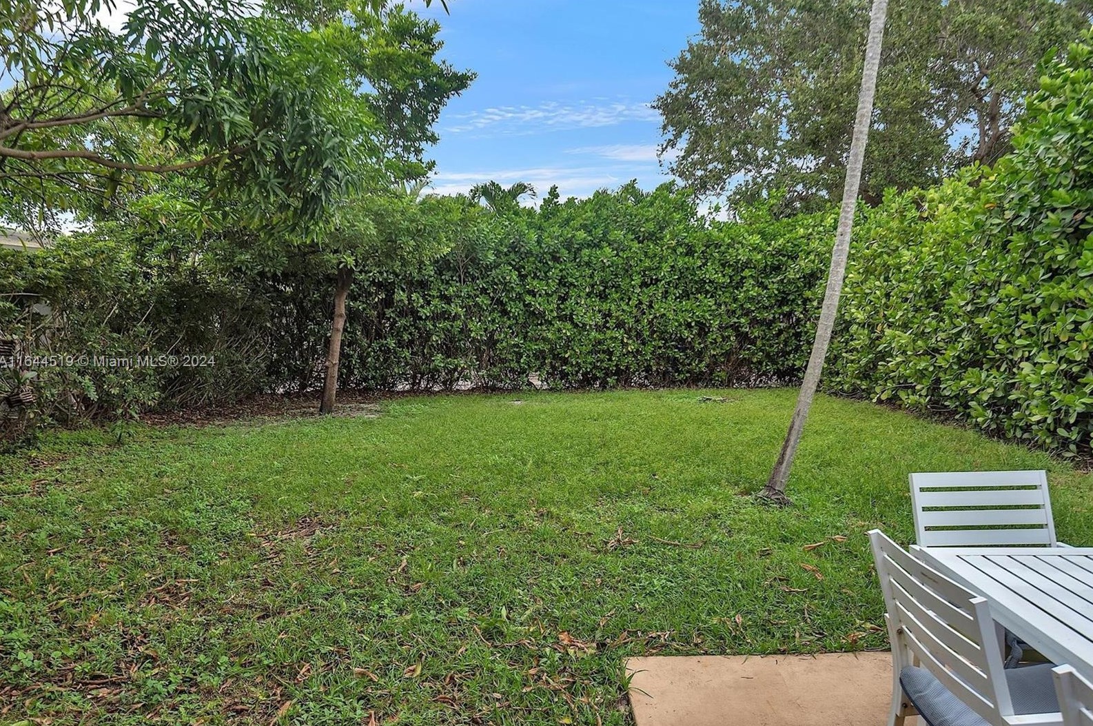 2220 51 Ave, Hollywood FL 33021-1619 exterior