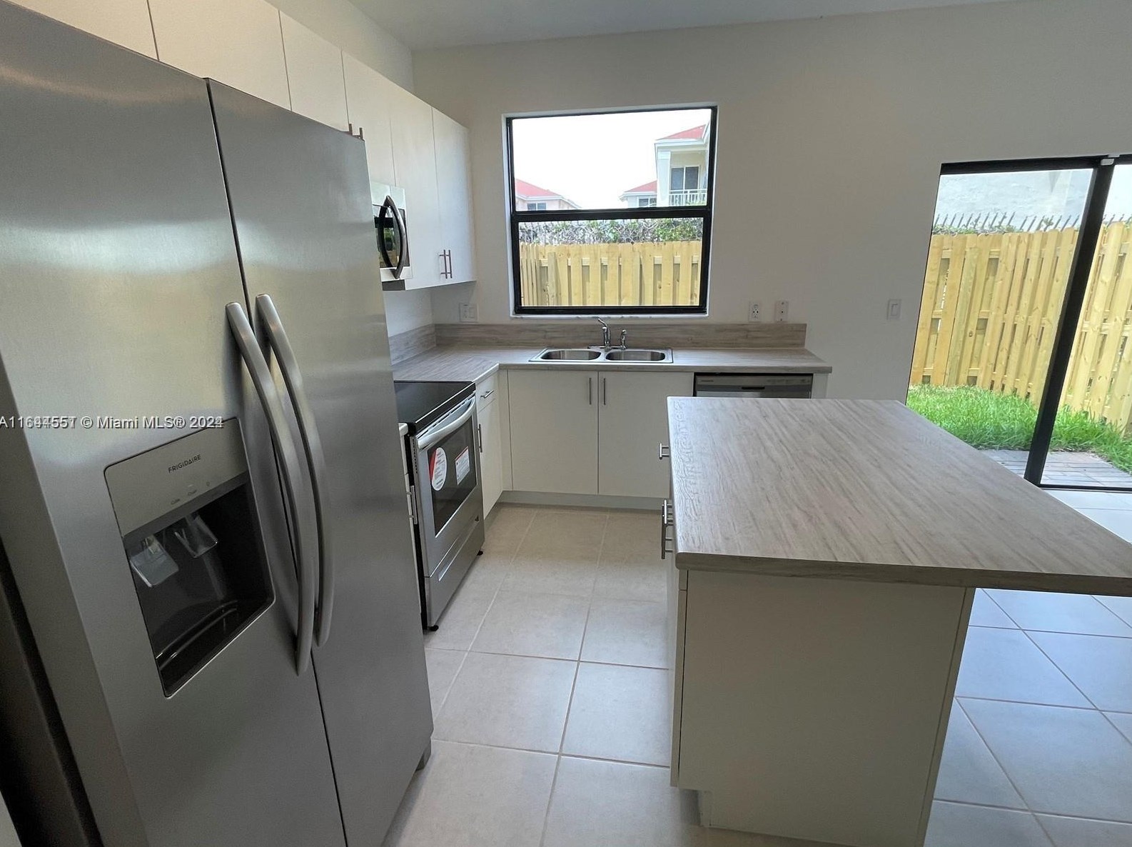 20671 Ne 7th Pl #20671, Miami, FL 33179