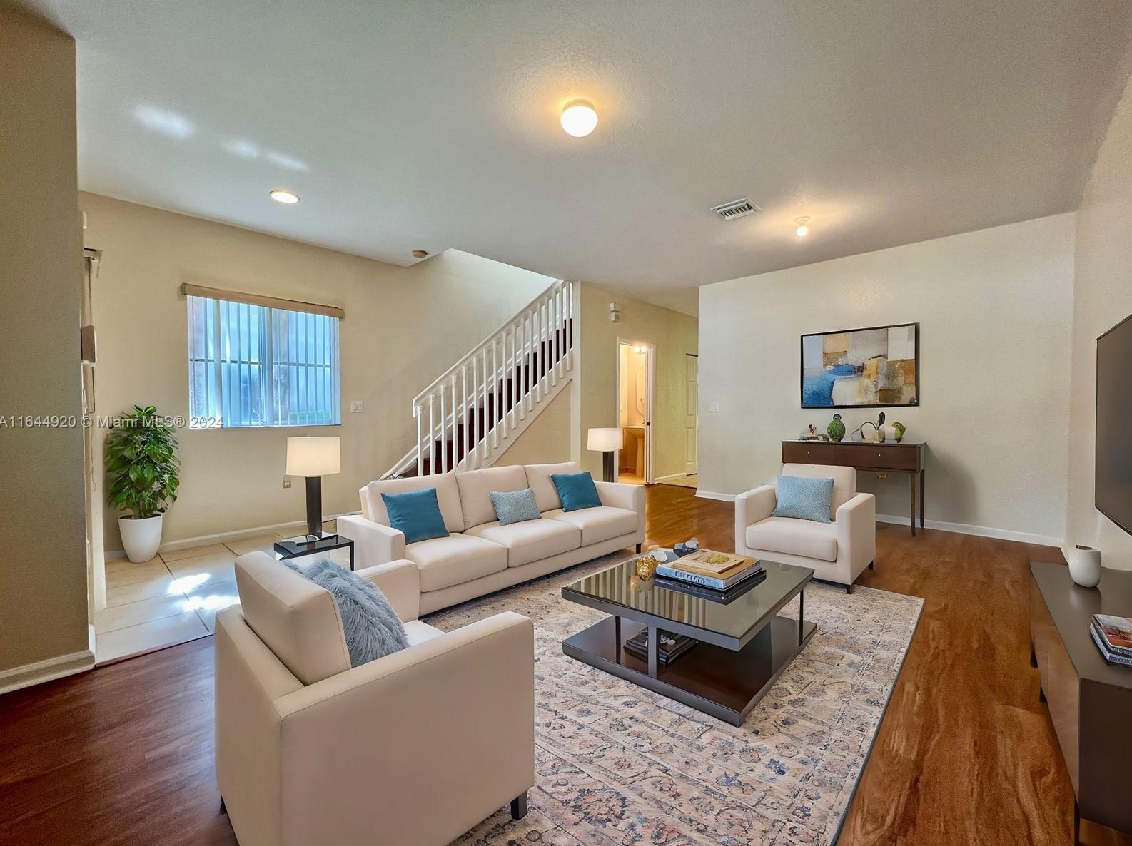 8208 Sw 29th St #101, Hollywood, FL