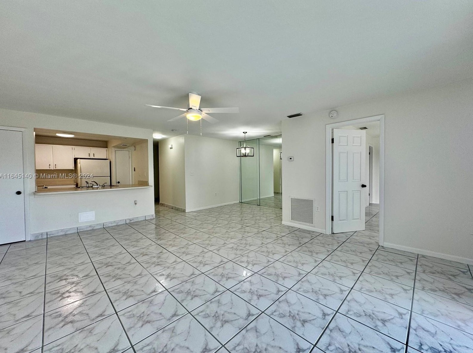 15430 82nd Ln, Miami, FL 33193-5003