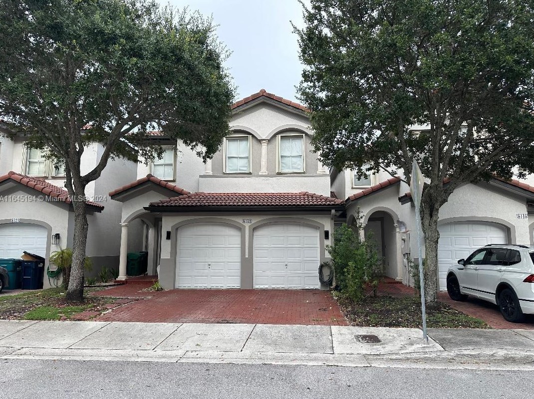 8159 116th Ct, Miami, FL 33178-2107