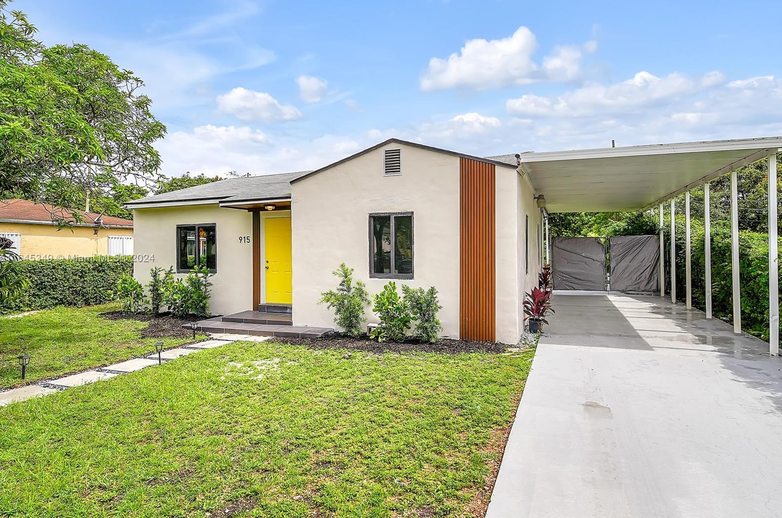 915 Nw 121st St, Miami, FL 33161