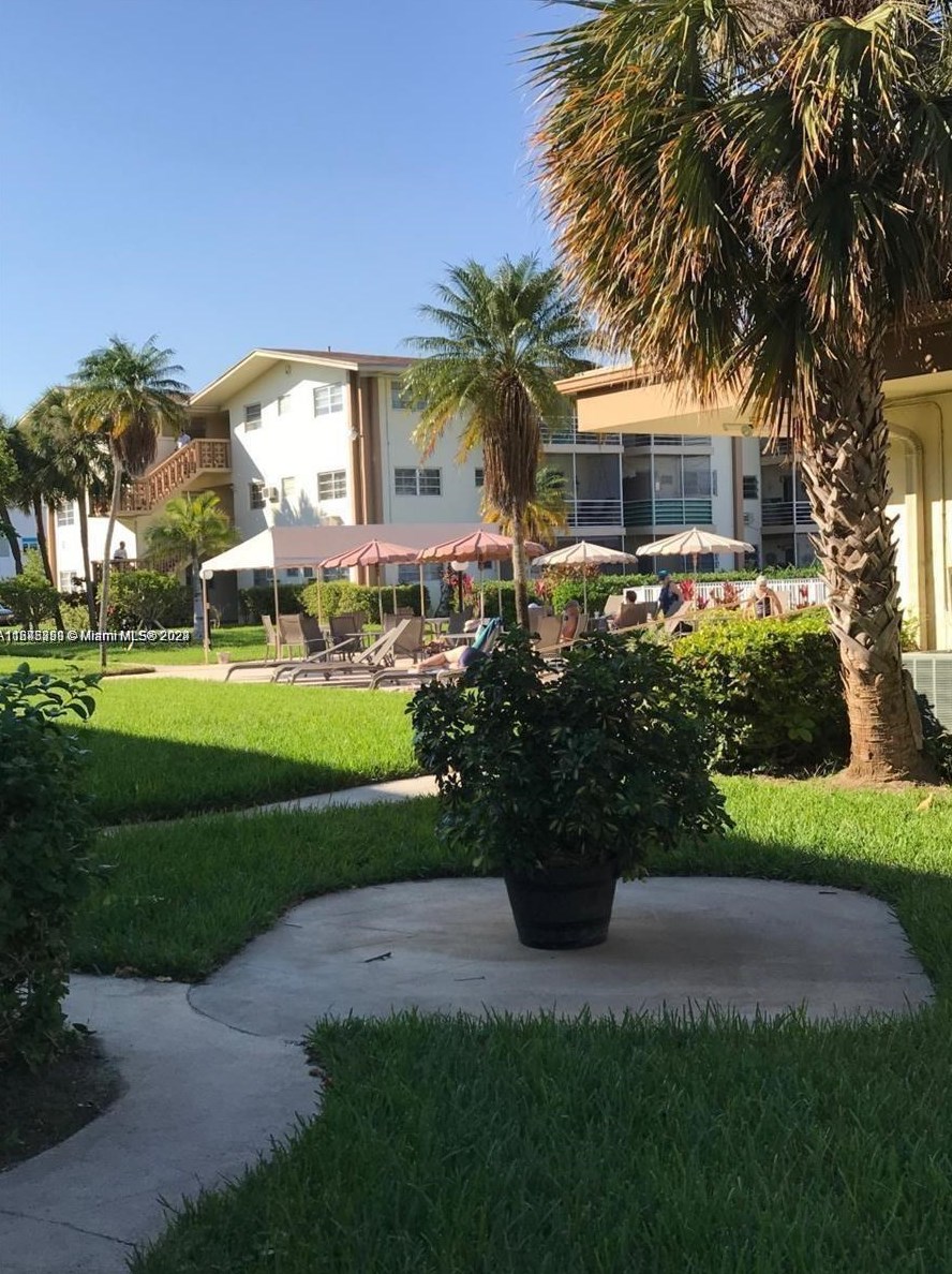 1395 Ne 167th St #314, Miami, FL 33162
