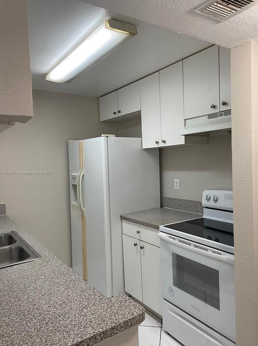 8004 Sw 149th Ave #c202, Miami, FL 33193