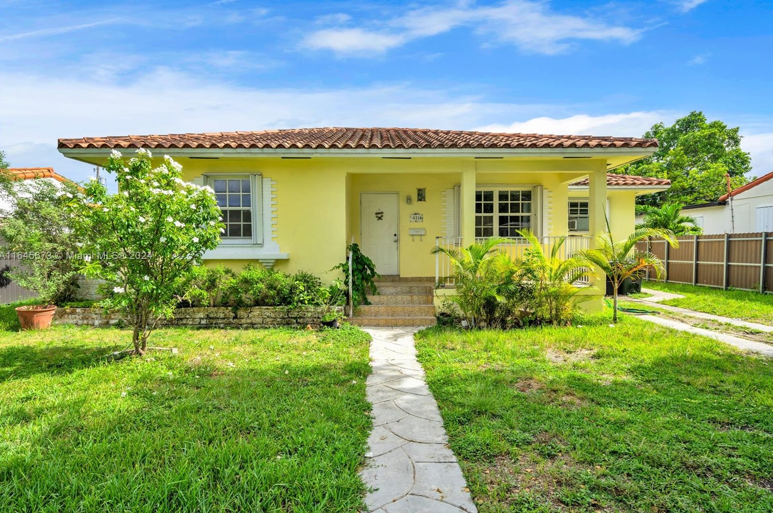 6356 14th St, Miami, FL 33144-5626