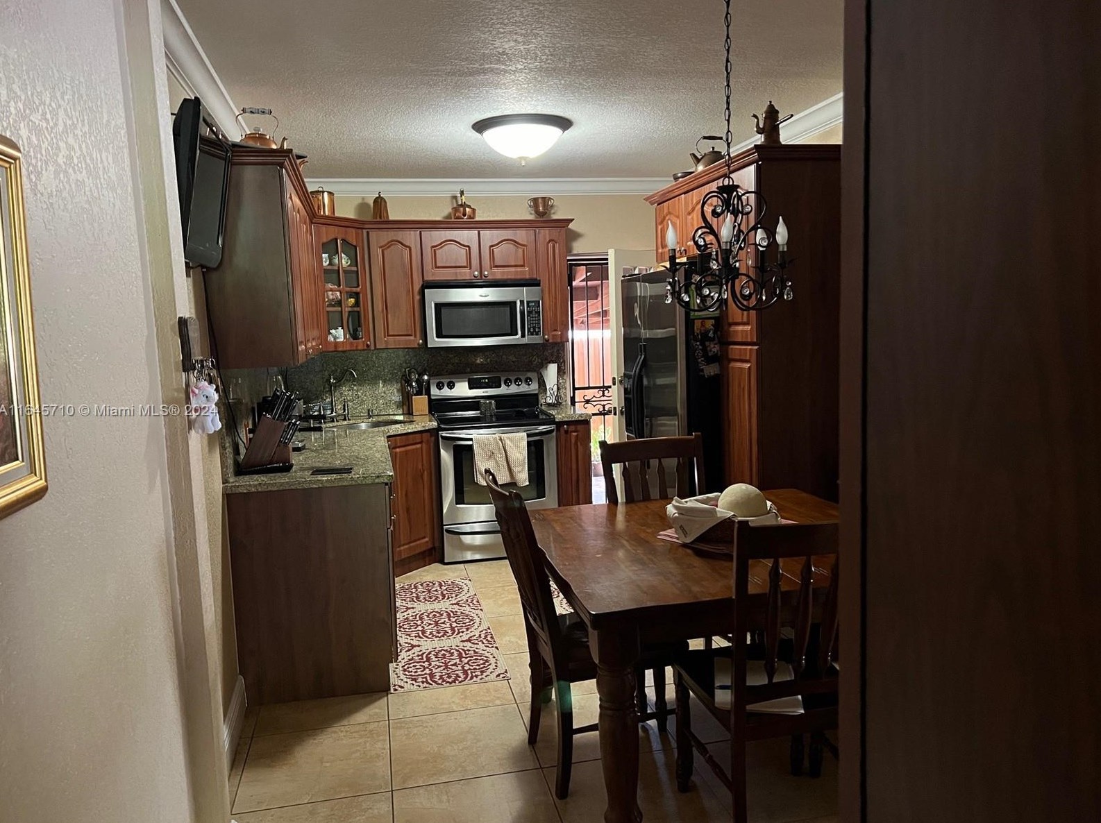 1734 18th St, Miami FL 33125-2315 exterior